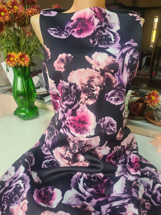 Платье с цветочным принтом