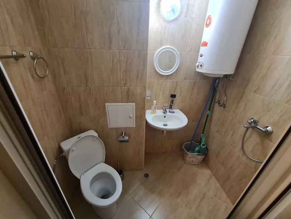 Дава се под наем Едностаен апартамент в Бургас, Зорница - 46 кв.м за 153 € - Снимка #4