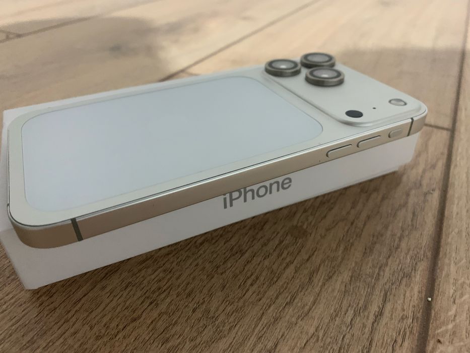 Айфон xr корпус 17 про 256гб