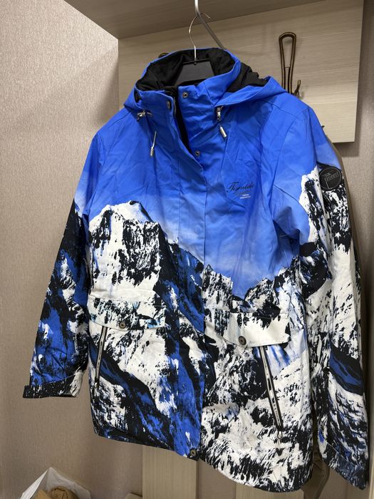 Продам горнолыжный костюм