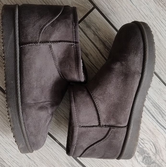 Cizme tip UGG gri