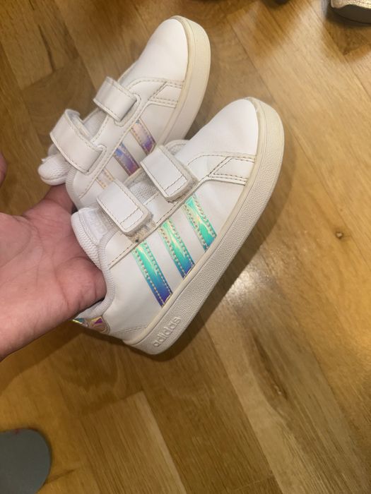 Детски маратонки и ботуши ! Розовите ботуши  са 24 номер, сините са 28