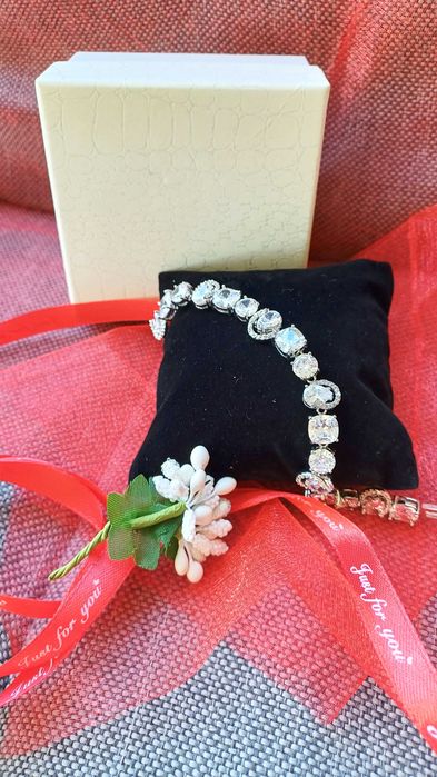 NOU | Bratara placata cu AUR ALB, cristale Swarovski