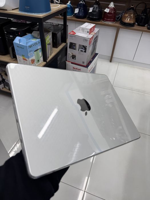 Mac Book pro m3 14 inch