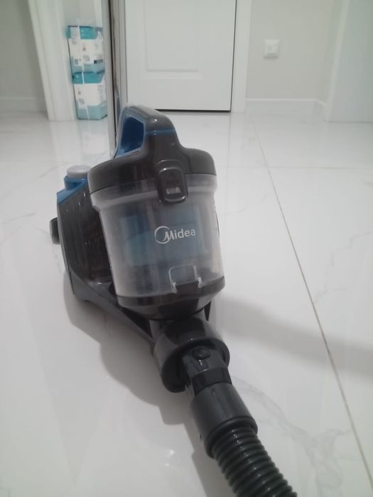 Пылесос Midea 15K