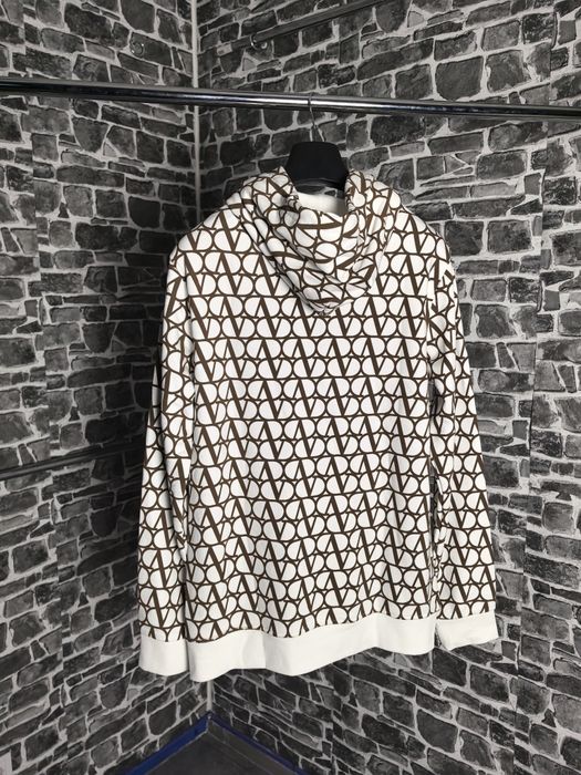 Valentino суичер високо качество