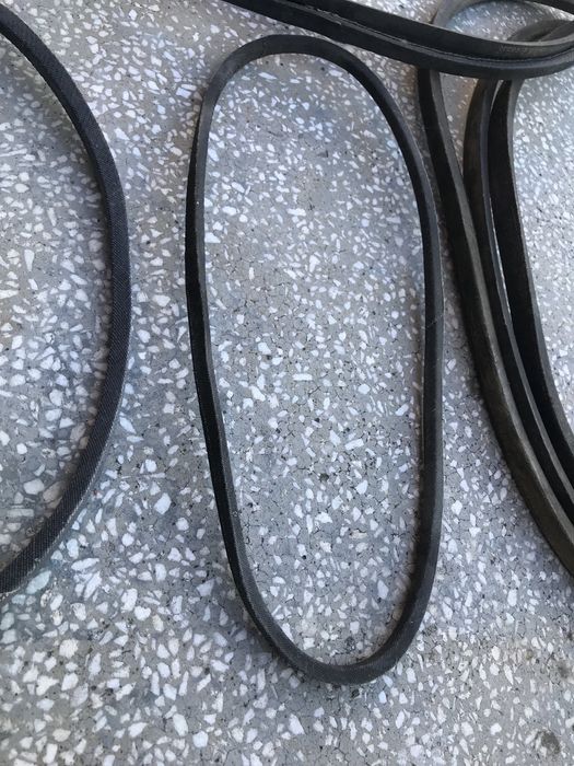 Машинни ремъци различни размери