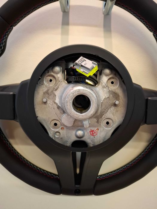 М волан БМВ Е90 Е91 Е70 Е81 BMW E90 E91 E70 E91 спорт volan