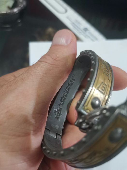 Уникална гривна. Заменям за запалка Zippo