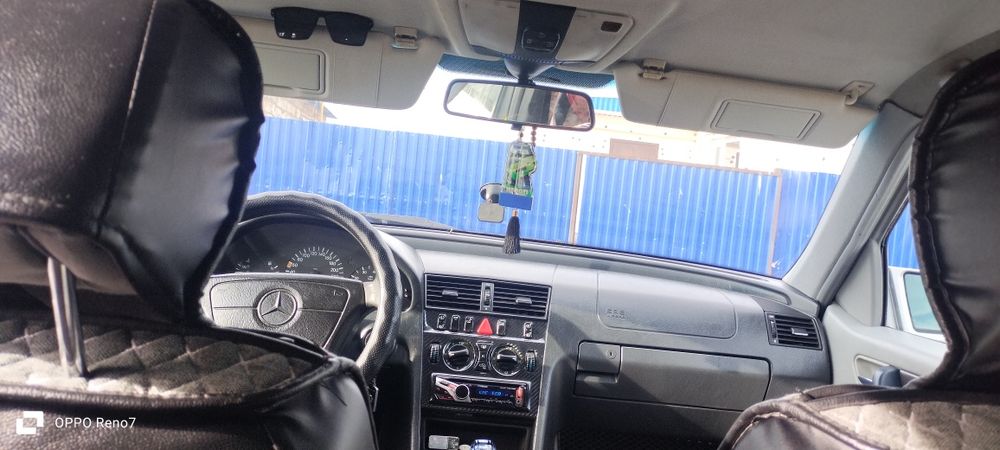 Мерседес Бенц 202