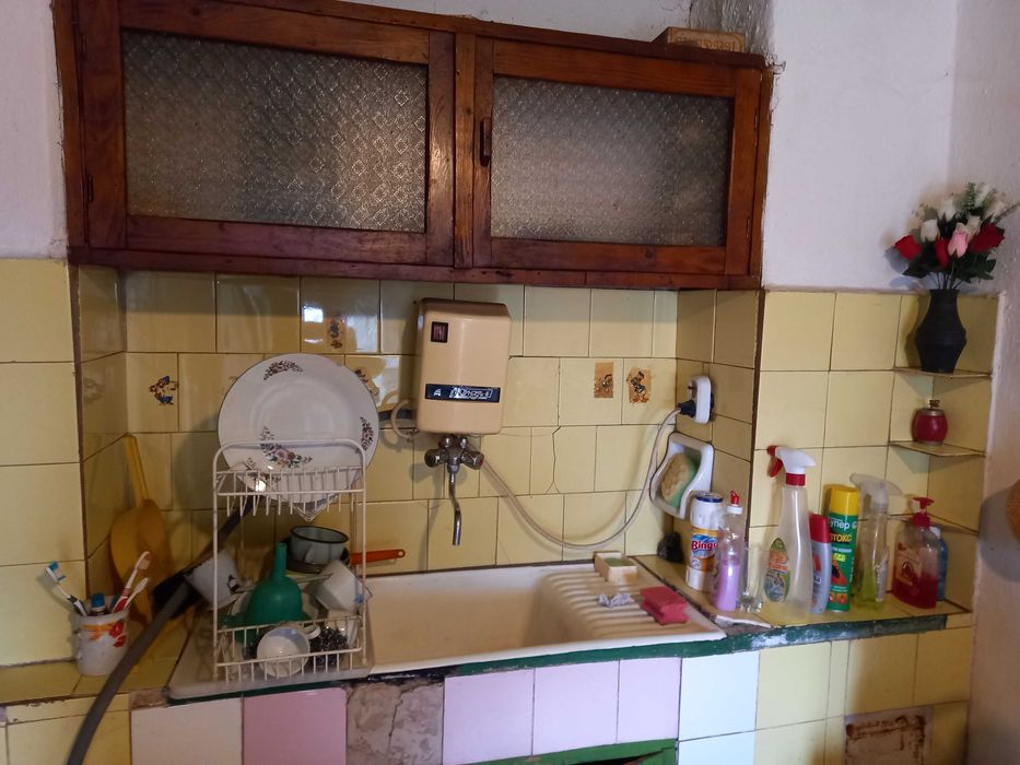 Къща с двор супер център с.Елшица