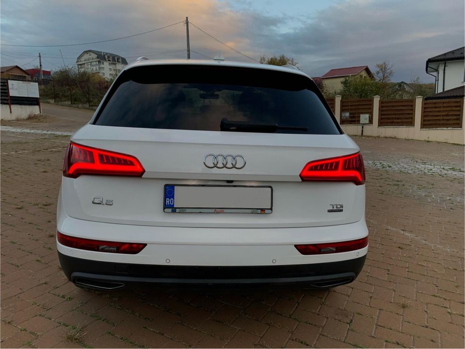 Audi QUATRO Q5 diesel StronicTrapa  VAND SAU SCHIMB cu electrica