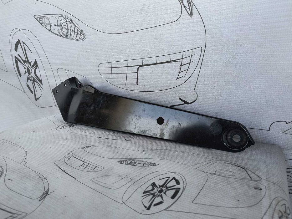 Suport Superior Trager Stângă Volkswagen Passat B8 2017 / 2015-2023 Cod OEM 3G0806929 (5C2)