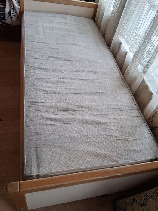 Две легла  от Германия с матрак две лица