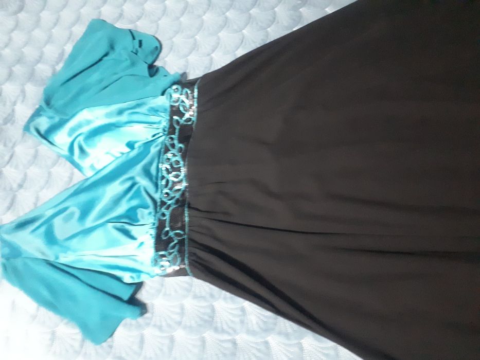 Платье, куртки 48размер