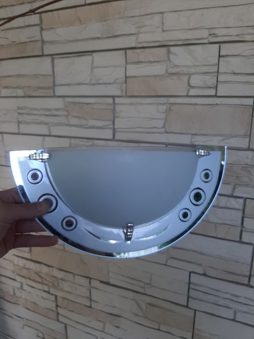 Люстры, плафоны недорого.