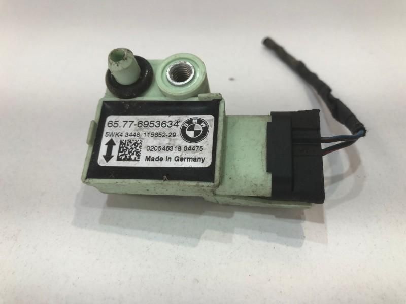 Senzor impact BMW Seria 5 E60 6953634