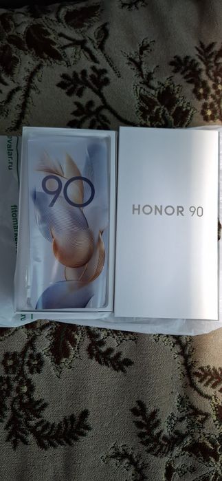 Смартфон Honor90 продам