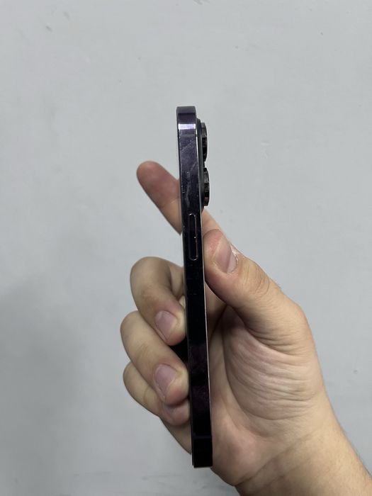 Продам iPhone 14 Pro
