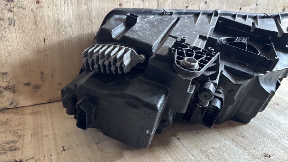 Фар за Skoda Octavia 3 led