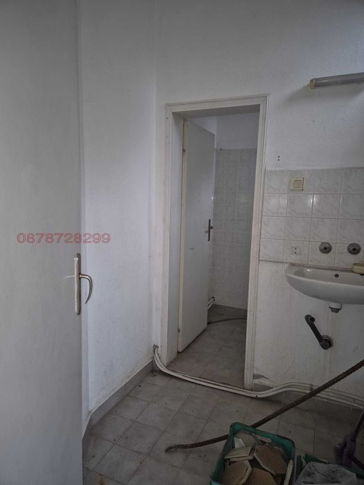 Продава ПРОМИШЛЕНО ПОМЕЩЕНИЕ