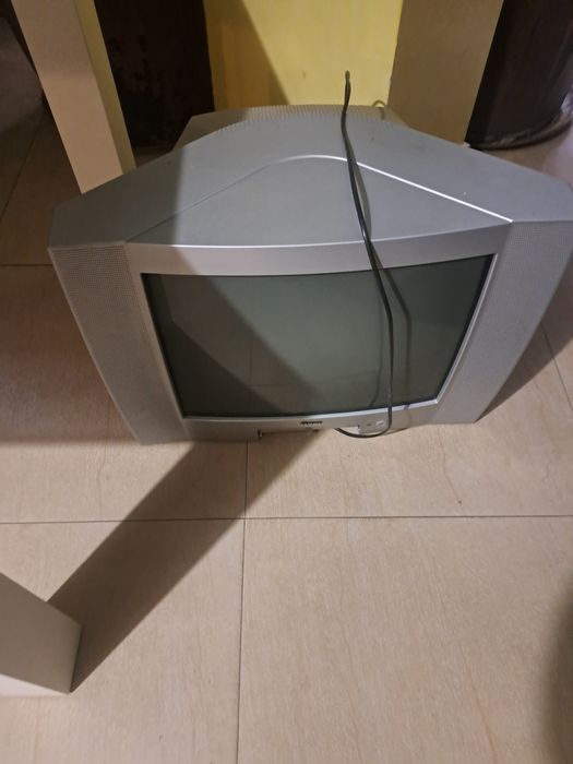 Телевизори 55см от хотел