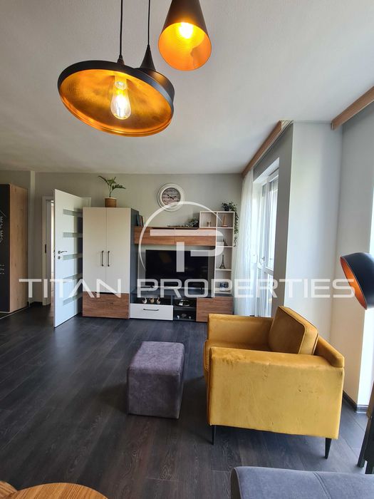 Продава се Тристаен апартамент в Пловдив, Христо Смирненски - 113 кв.м за 1677 €/кв.м - Снимка #1