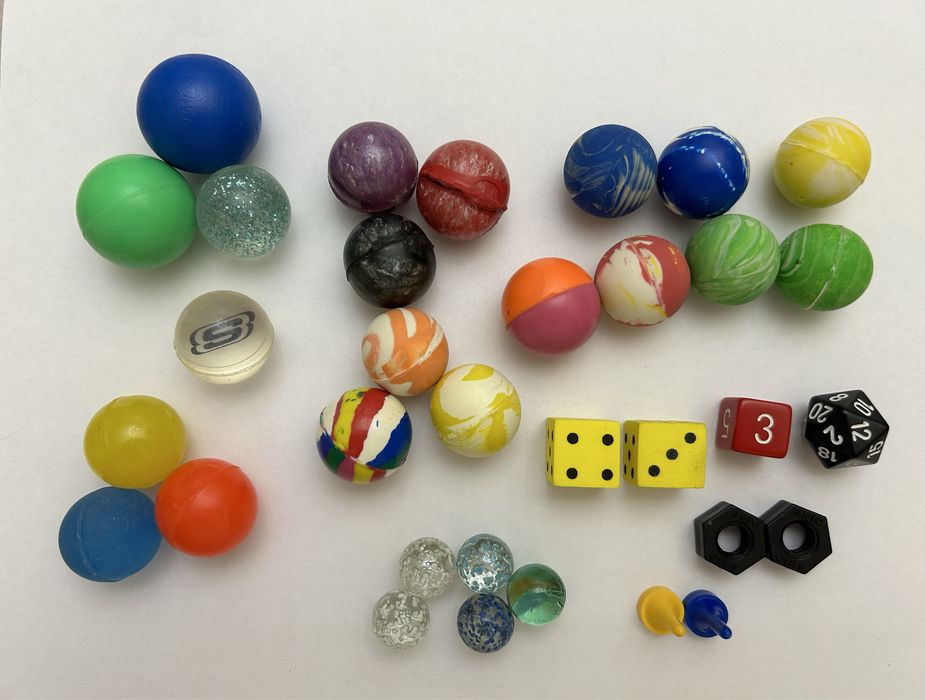 Киндер игрушки