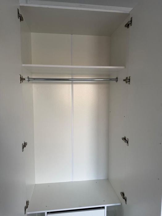 Продам вместительный большой шкаф