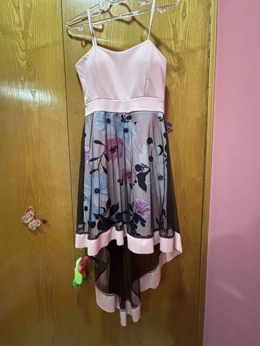 Дамски рокли