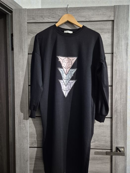 Продаются платья,юбка,штаны