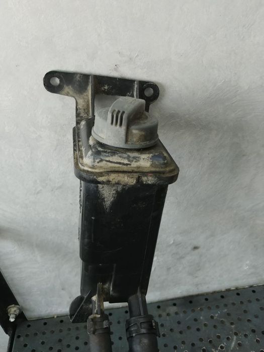 vas lichid servodirectie 2.0 tdi  audi a4 b7 8e0422373b