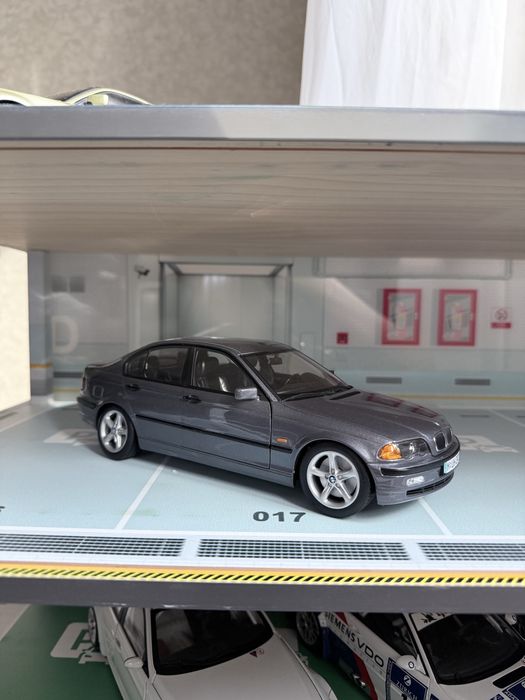 Колекционерски модел BMW 3 series E46 UT models 1:18