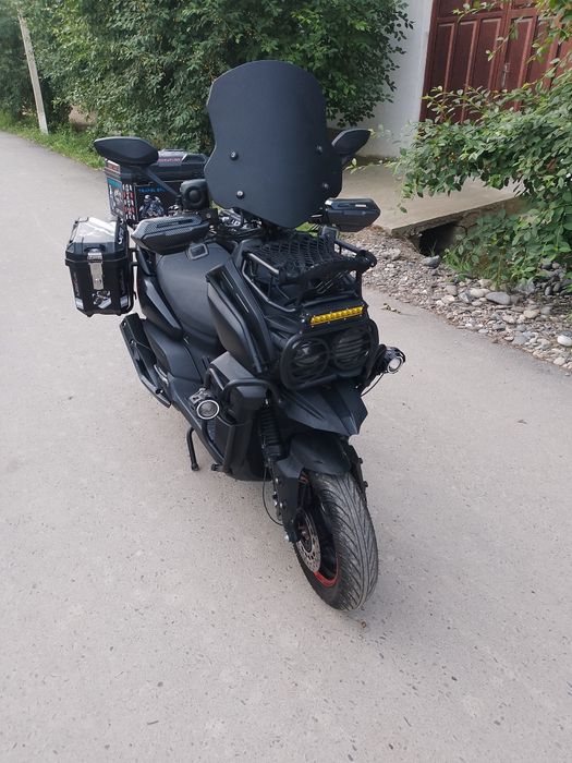 Tank skuter sotiladi