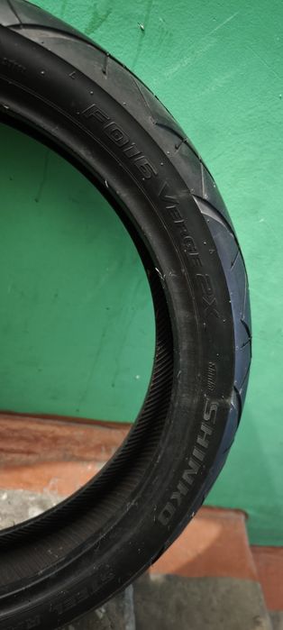 Продам мотошину Shinko