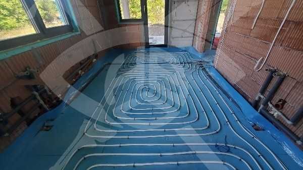 Продава се Къща в Пловдив, Остромила - 380 кв.м за 1048 €/кв.м - Снимка #2