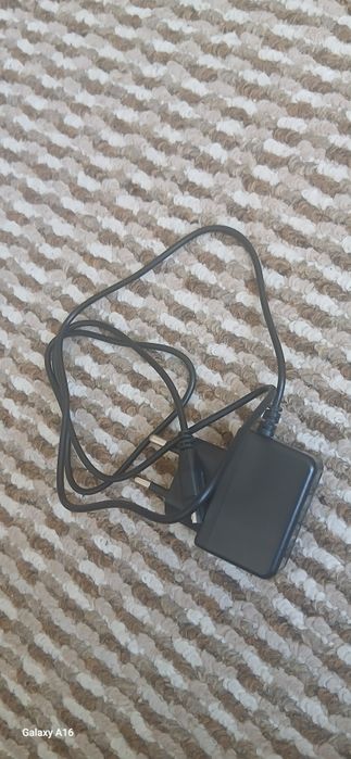 Novey Z320 tel sotiladi