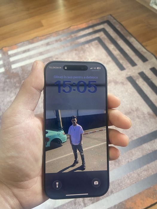 Vand iphone 17 telefonu este in stare perfecta