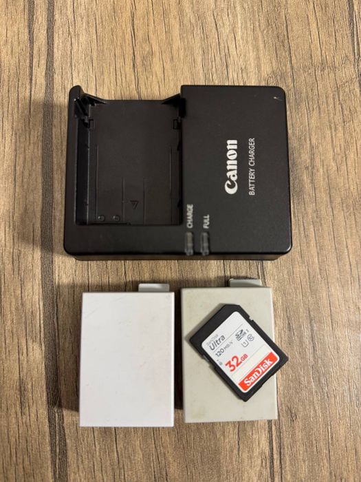 Canon 650D сотилади