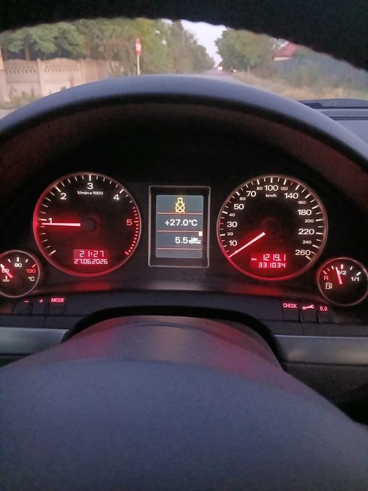 AUDI A4 2006 — imagine 5