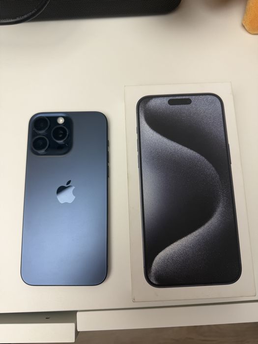 iPhone 15 Pro Max 256 gb, baterie 86%, ca nou!