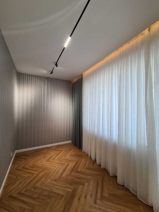 Галантный дом стиля Хай Тек с 2 соток (Циолковского)