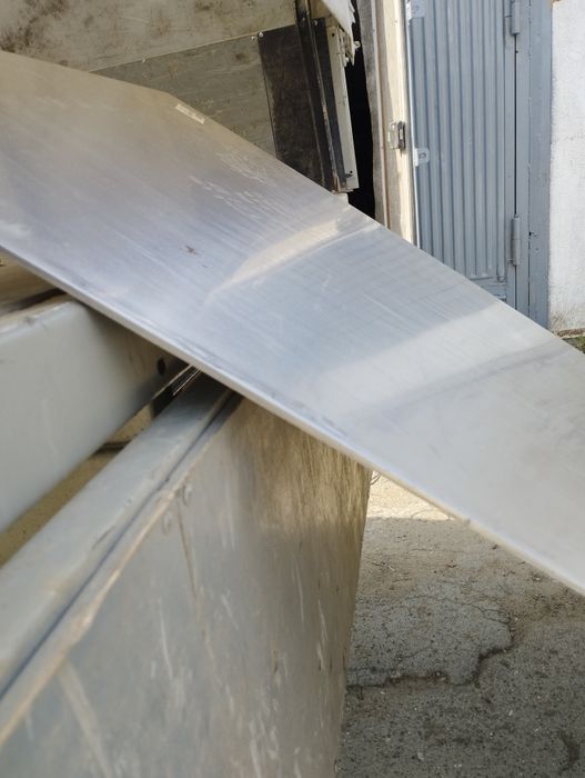 Лист алюминиевый