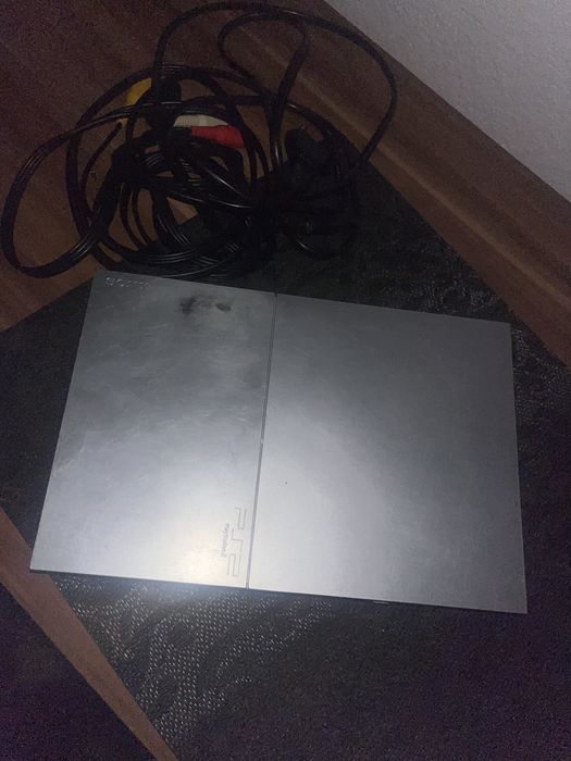 Vand 2 ps2 cu 3 console