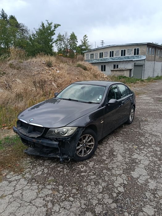 BMW 320d на части
