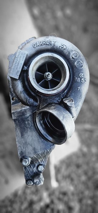 Турбина за Мерцедес w211 2.7 cdi