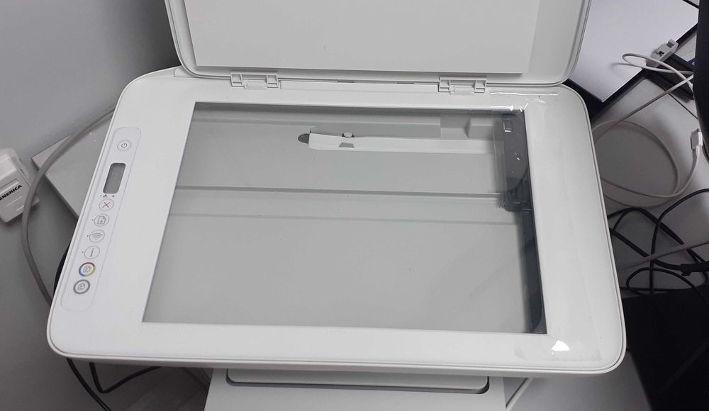 МФУ HP DeskJet 2710