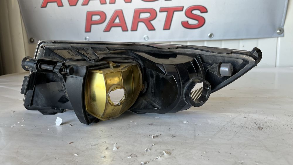 Десен и ляв халоген Skoda Fabia 2