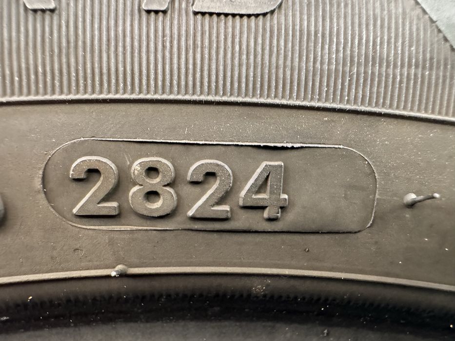 Автомобилни гуми 195 50 15 Vredestein