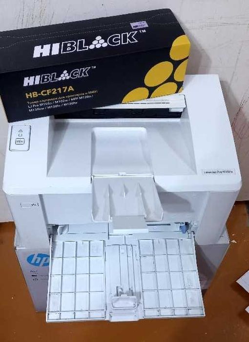 Принтер HP LaserJet Pro M102a + новый картридж